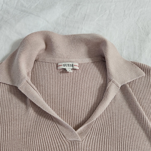 Guess Women's Oversized Cropped Knit Collared Top Size M Pink Lightweight - Picture 3 of 12